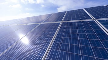 Generación de energía solar crece 83% en México; empresas amplían inversiones en paneles fotovoltaicos