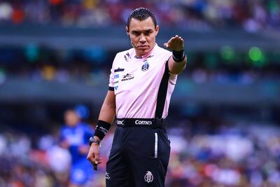 Gremio arbitral muy molesto por tibia sanción a Miguel Herrera