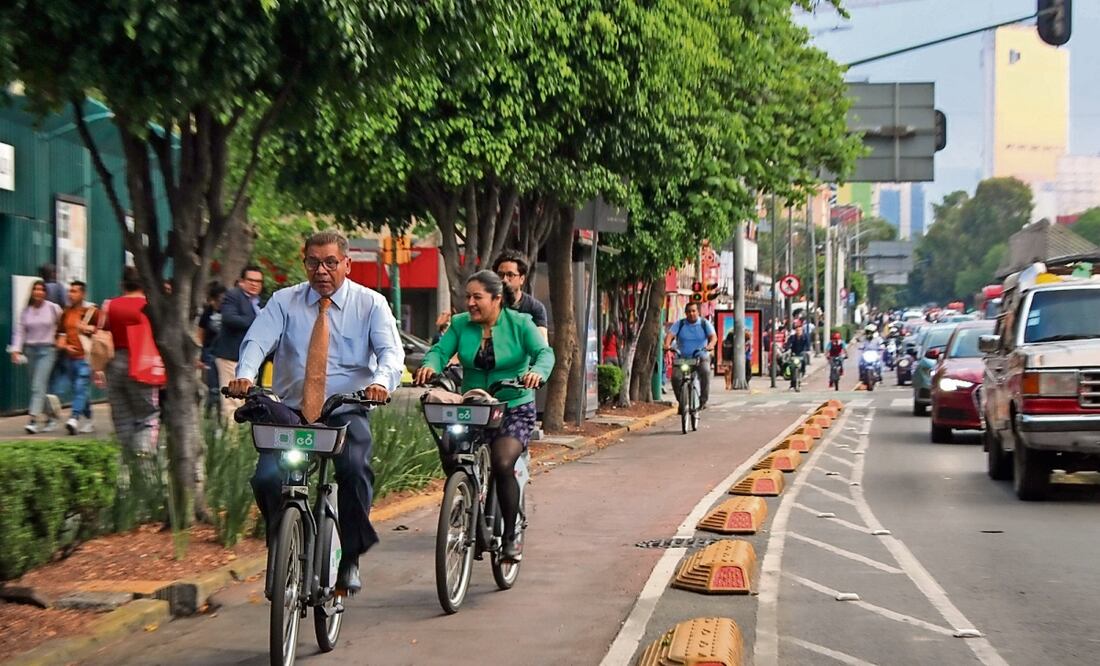 En algunas ubicaciones aún existen obstáculos para terminar las cicloestaciones de Ecobici, dijo Semovi. Foto: Especial