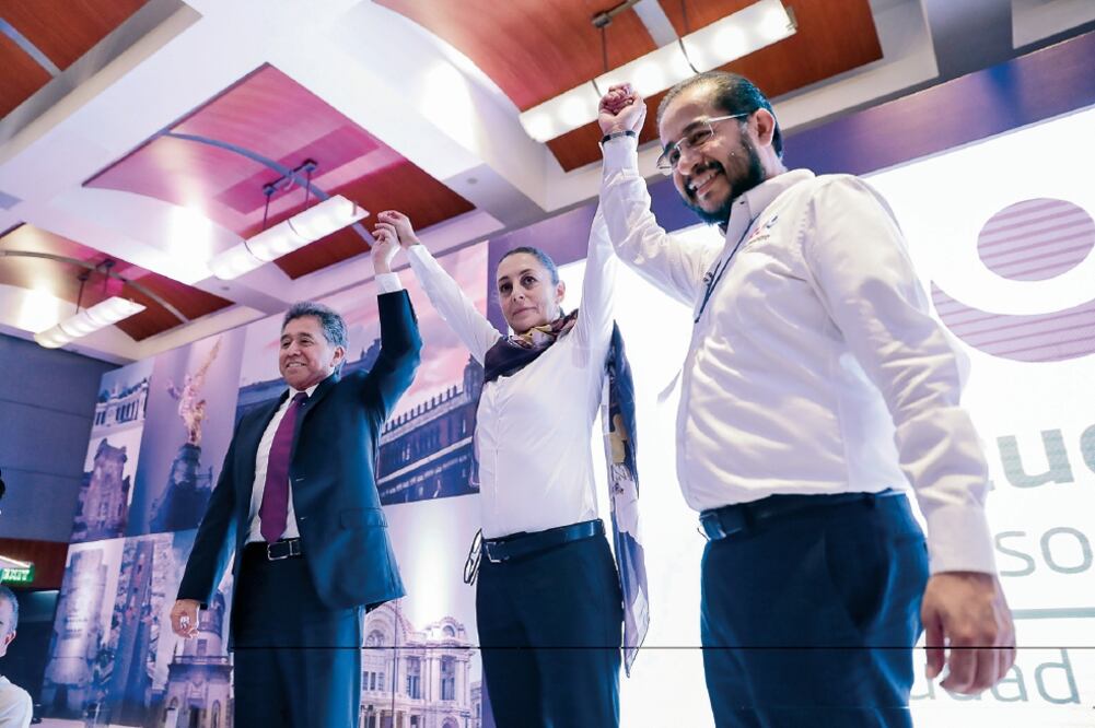 Durante el Primer Congreso Estatal Extraordinario del PES en la capital, los delegados de ese instituto político votaron para elegir a Sheimbaum Pardo como su candidata a la jefatura de Gobierno de la Ciudad de México. (IVÁN STEPHENS. EL UNIVERSAL)