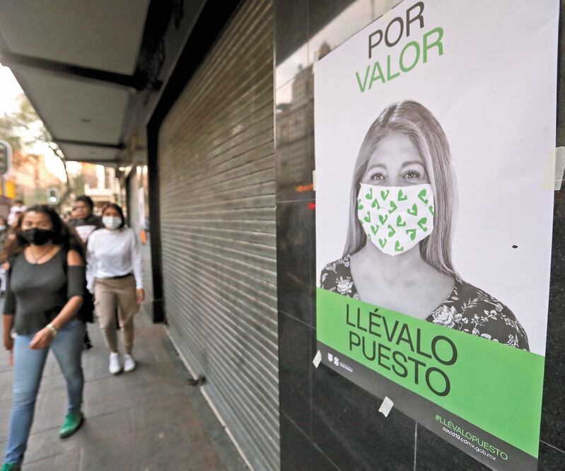 Los comercios ubicados en los perímetros A y B del Centro Histórico, así como de las 200 colonias de alto contagio acataron la medida de cerrar a las 17:00 horas, ante la advertencia de ser sancionados. VALENTE ROSAS. EL UNIVERSAL