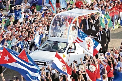 Pide Papa “solución justa y pacífica” para venezolanos