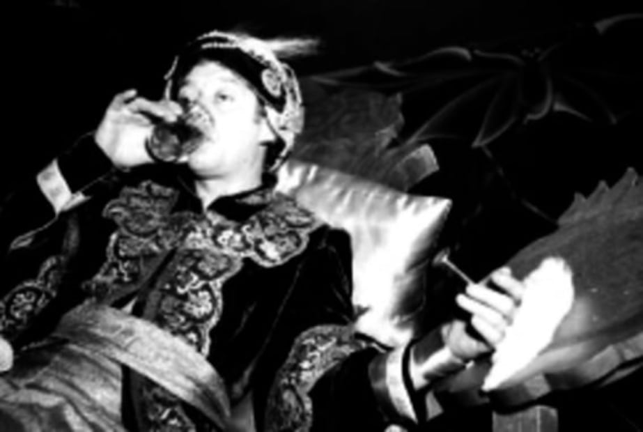 La historia del famoso fakir que duró 20 días clavado y fue visitado por Pedro Infante y Esperanza Iris