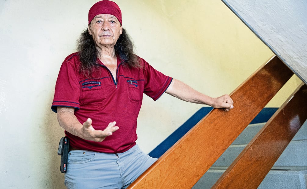 Por 40 años, el danzante y escritor Xokonoschtletl Gómora ha luchado para que la pieza regrese a México. Foto: Germán Espinosa / EL UNIVERSAL