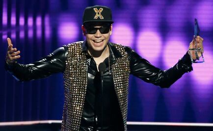 El cantante Raymix se declara homosexual, "soy orgullosamente gay", dice