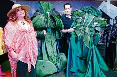 A María del Sol la arropa la elegancia