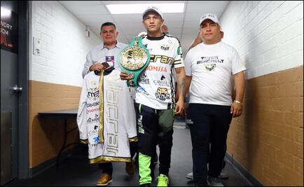 Berchelt retiene el título superpluma del CMB; noquea al 'Bandido' Vargas