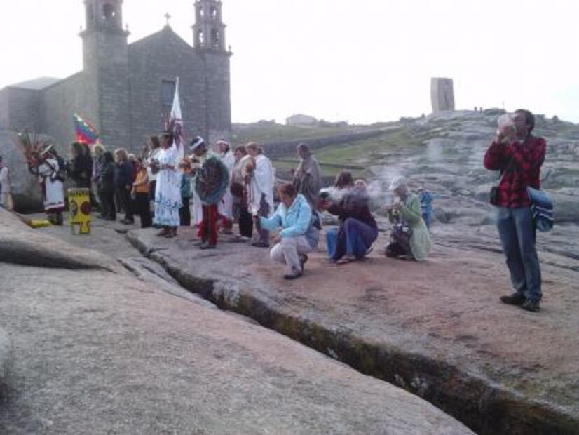 La familia que lleva las tradiciones mexicas al mundo