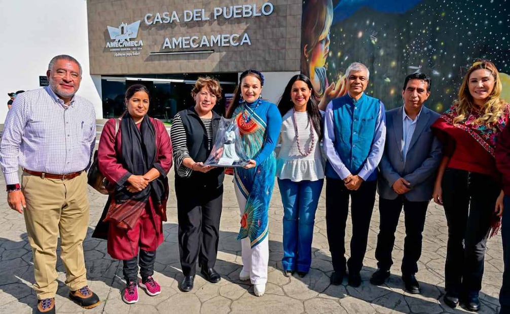 La gobernadora del Estado de México, Delfina Gómez, durante la inauguración del Festival Internacional de las Luciérnagas. Foto: Especial