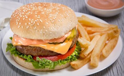 Sorprende Burger King a sus clientes al invitarlos a consumir una... ¿Big Mac?