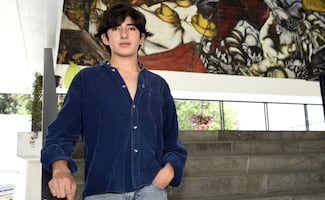 Estudiante de la BUAP gana concurso internacional de cartelismo en Chipre; compitió contra participantes de 34 países
