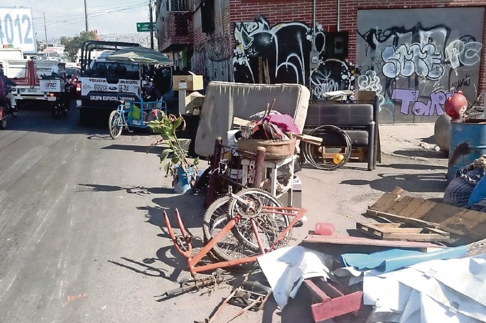 Sin patrimonio. Los habitantes, en su mayoría pepenadores, llegaron al sitio al ser presuntamente “defraudados ” al comprar unos terrenos. (ESPECIAL)