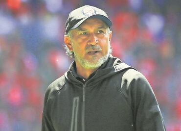 Potro Gutiérrez aprueba cese de Diego Cocca: “Debe venir un DT local”