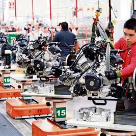 Inversión física en febrero cayó  2.5% 