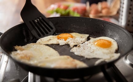 Cómo quitar la grasa de los sartenes y las ollas