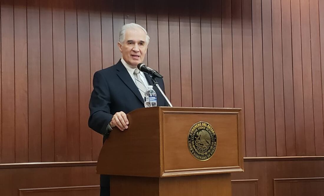 El constitucionalista participó en el conversatorio “Soberanía Popular, Fortalecimiento de la Democracia Directa y Vinculación Ciudadana” en la Cámara de Diputados / Foto: Cortesía