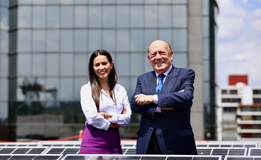 Katya Somohano, directora general de Iberdrola México, y don Antonio Suárez Gutiérrez, presidente de Grupomar, celebraron el inicio de una “alianza para la sostenibilidad” entre ambas empresas. Foto: Cortesía.