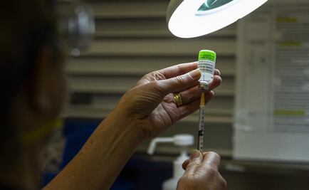 Asesores de los CDC en Estados Unidos recomiendan refuerzo de Moderna y Janssen