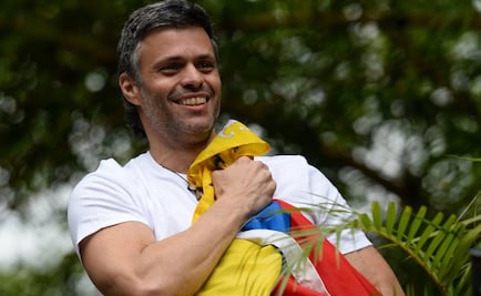 Leopoldo López y su familia ingresan como "huéspedes" a la embajada de Chile en Caracas