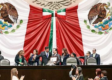 Reconocen diputados a EL UNIVERSAL