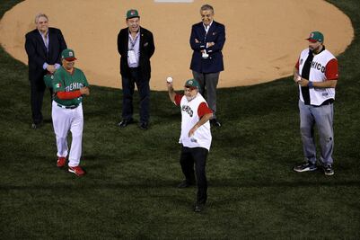 El ingeniero Slim pichea en el Clásico Mundial