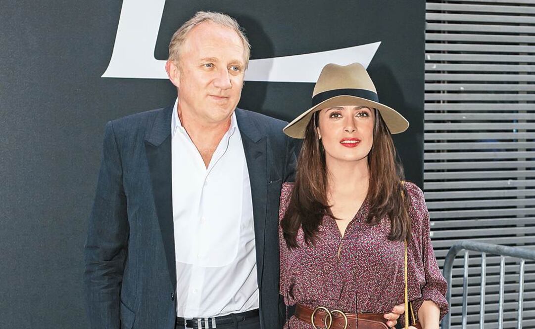 Presencia. Salma y su esposo, Francois Henri Pinault, acudieron a la Semana de la Moda en París; firmas como Saint Laurent pertenecen al empresario