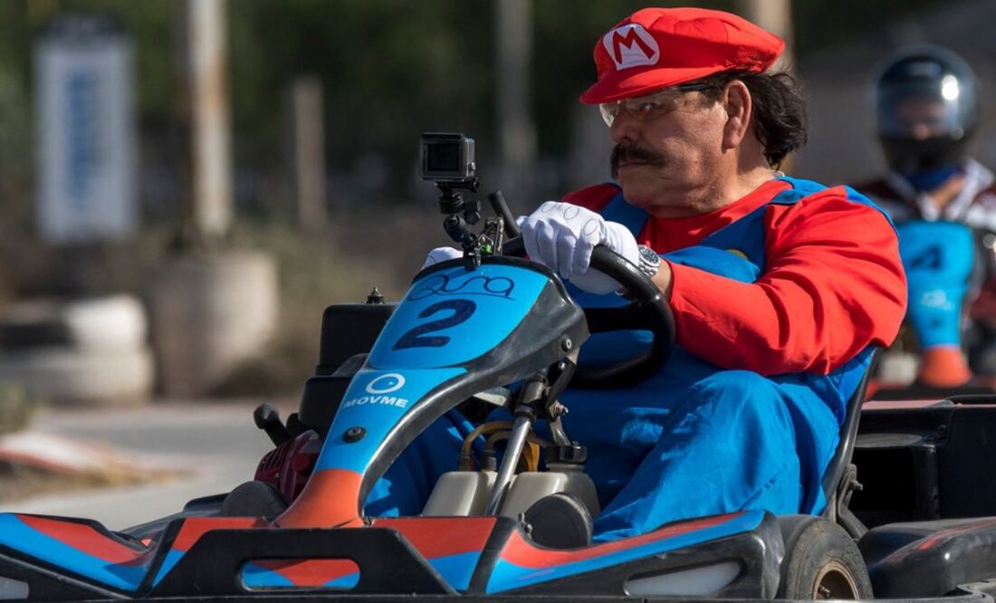 Armando Guadiana vestido de Mario Bros. / Foto: Tomada de Twitter @aguadiana.