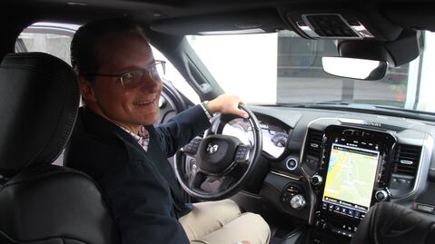 El mexicano que pasó de becario a director en FCA