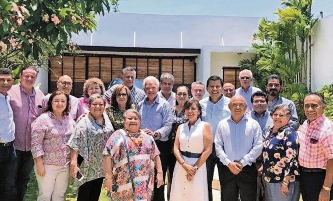 Granier se reúne con séquito de exfuncionarios