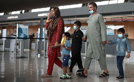 Niñas acusan violaciones y haber sido obligadas a casarse para salir de Afganistán