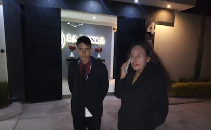 Axel hace su fiesta de XV años con dos pasteles, sonidero... y nadie va