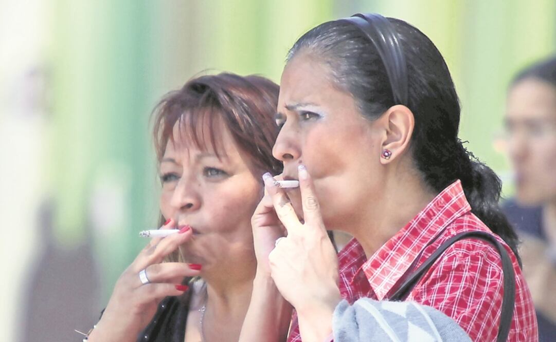 Aumenta cifra de fumadores. En México existen 14.3 millones de fumadores mayores de 15 años, afirman autoridades. (ARCHIVO EL UNIVERSAL)