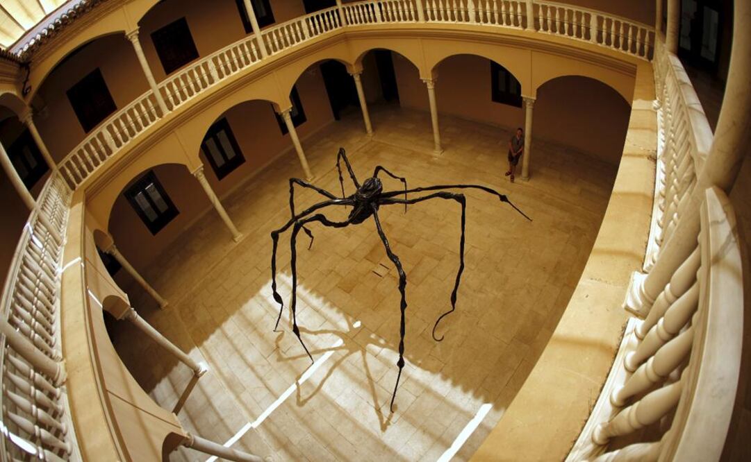 Más de un tercio de las piezas de esta exposición, presentada hoy, nunca se habían expuesto antes al público. En la imagen, la obra "Maman", que estuvo espuesta en la explanada de Bellas Artes entre 2013 y 2014. FOTO: Reuters