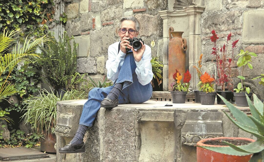 Cine, fotos de viaje, retrato de desnudo de modelos y el reportaje son géneros que la fotógrafa ha experimentado a lo largo de su carrera. Foto: Carlos Mejía. EL UNIVERSAL