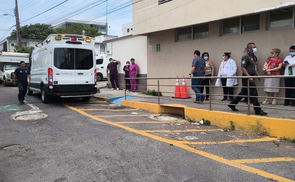 Explosión en laboratorio estudiantil de la Universidad Veracruzana; 22 jóvenes fueron atendidos.
Foto: Especial.
