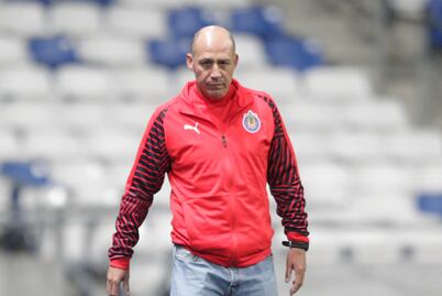 Aunque sean mujeres juegan muy bien: DT de Chivas Femenil