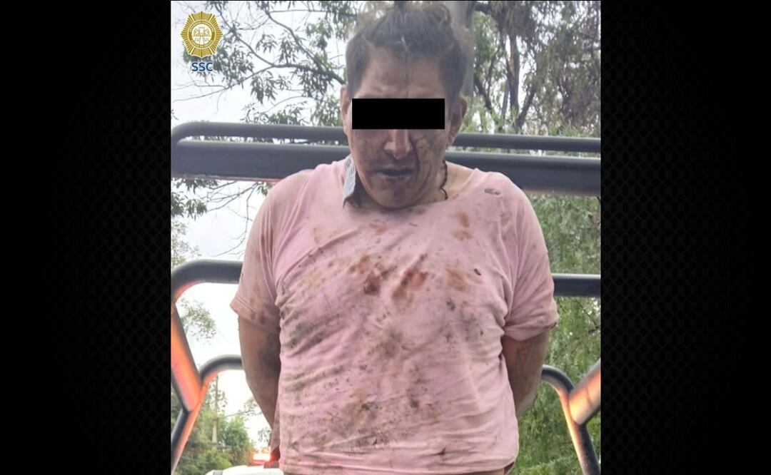 Vecinos retienen a presunto homicida; policías de la SSC lo rescatan tras golpiza en Xochimilco. Foto: Especial