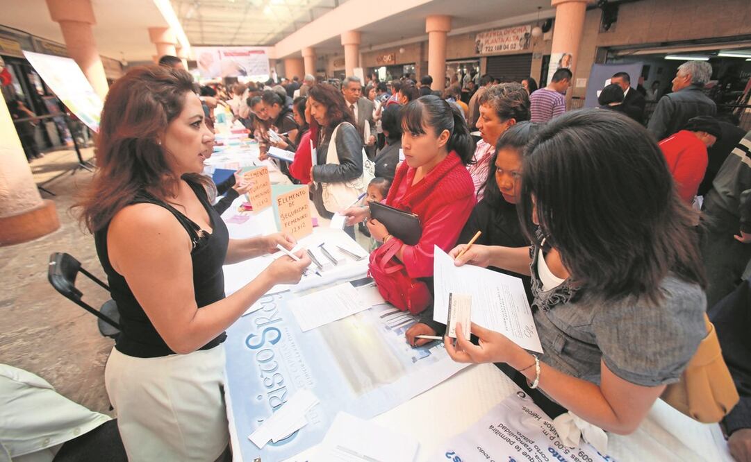 De acuerdo con datos del IMSS, de 1.2 millones de nuevos empleos ocupados por mujeres entre abril de 2021 y marzo pasado, 361 mil puestos fueron formales y los restantes 857 mil eran informales. Foto: Archivo/EL UNIVERSAL.