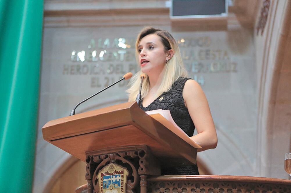 Mariana Uribe anunció que el próximo 18 de septiembre se afinarán los detalles de la conformación del protocolo contra la violencia de género. Foto: ESPECIAL