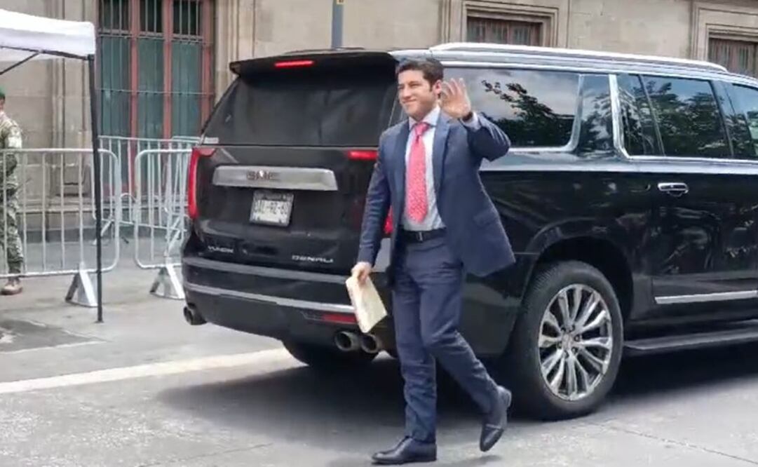 Samuel García llega a Palacio Nacional para reunirse con AMLO. Foto: Especial