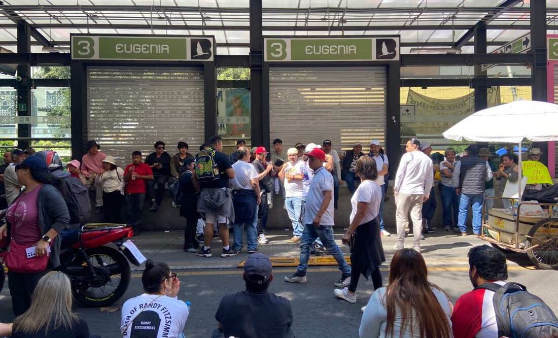Siete horas de caos vehicular por manifestantes locatarios de mercados; afectadas principales vialidades del sur y centro de la CDMX, 10 de febrero de 2025. Foto: Juan Carlos Williams