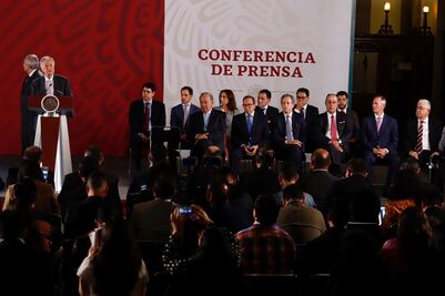 “¿A poco la prensa no aplaude?” Pregunta AMLO a reporteros tras acuerdo por gasoductos