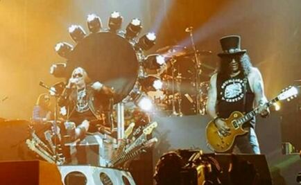 Guns N' Roses inicia gira con Axl Rose en silla de ruedas