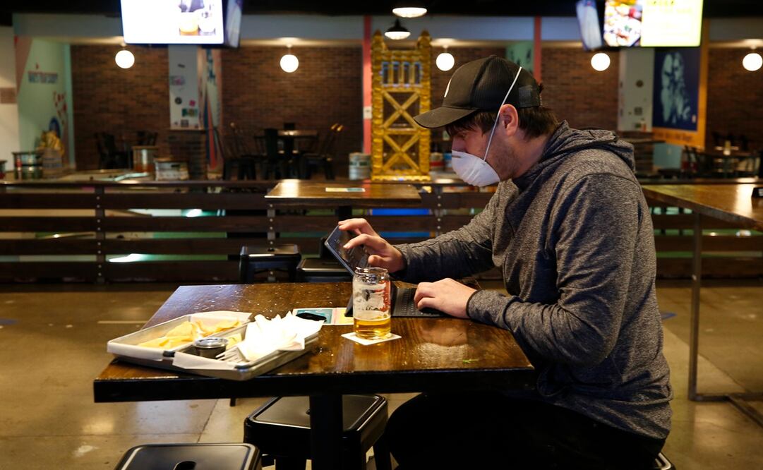 Negocios abiertos en California tras Covid-19. Foto: AP