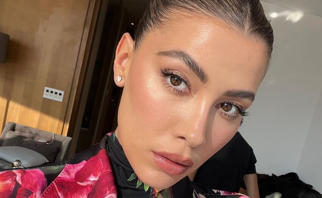 Michelle Salas confirma que el efecto pelo triunfa en los últimos meses de 2022 / Foto: Instagram @michellesalasb