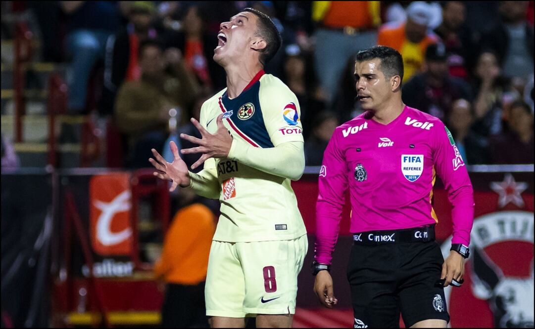 Polémicas decisiones en el duelo entre Xolos y América. Foto: Imago 7