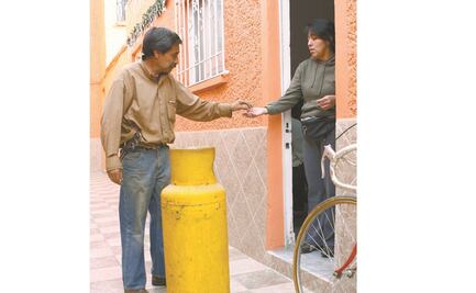 CRE alista tope en precios del gas