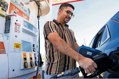 Piden a la CRE apostar por acuerdos entre gasolineros y autoridades para regularización del sector