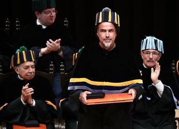 Alejandro González Iñárritu receives honorary doctorate from UNAM