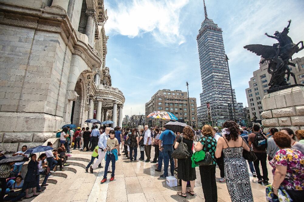 La ciudad de México fue en 2013 la urbe más visitada de América Latina y está entre los primeros destinos turísticos a nivel nacional (ARCHIVO EL UNIVERSAL)
